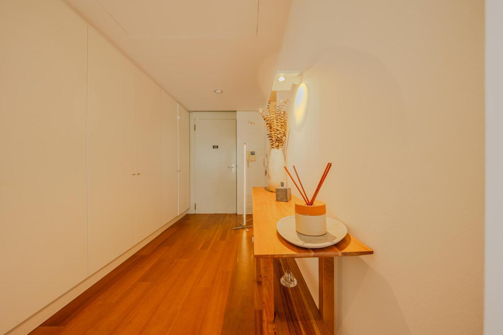 Luxury Garden Apartment *